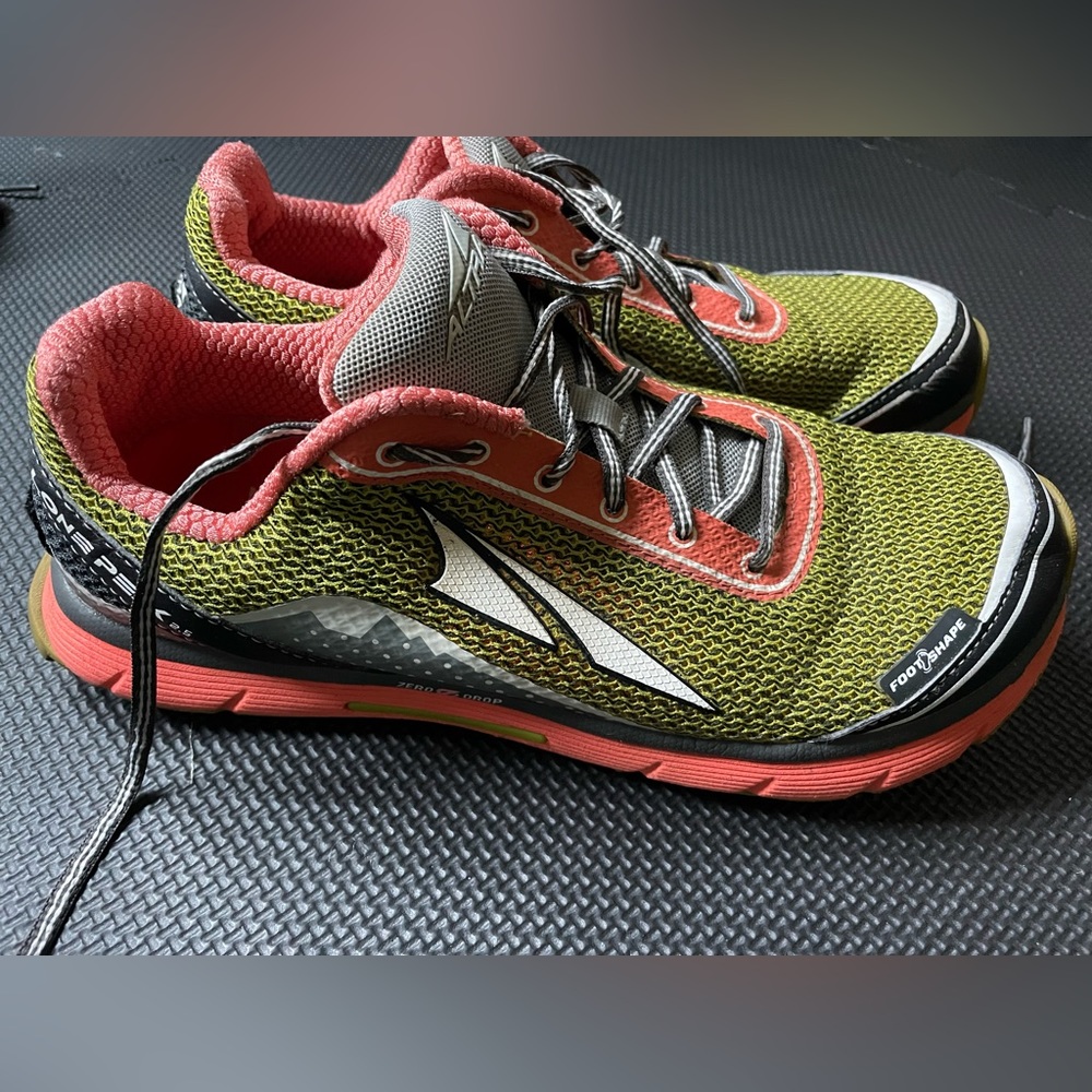 Altra Lone Peak trail running shoes, zero drop, size 9